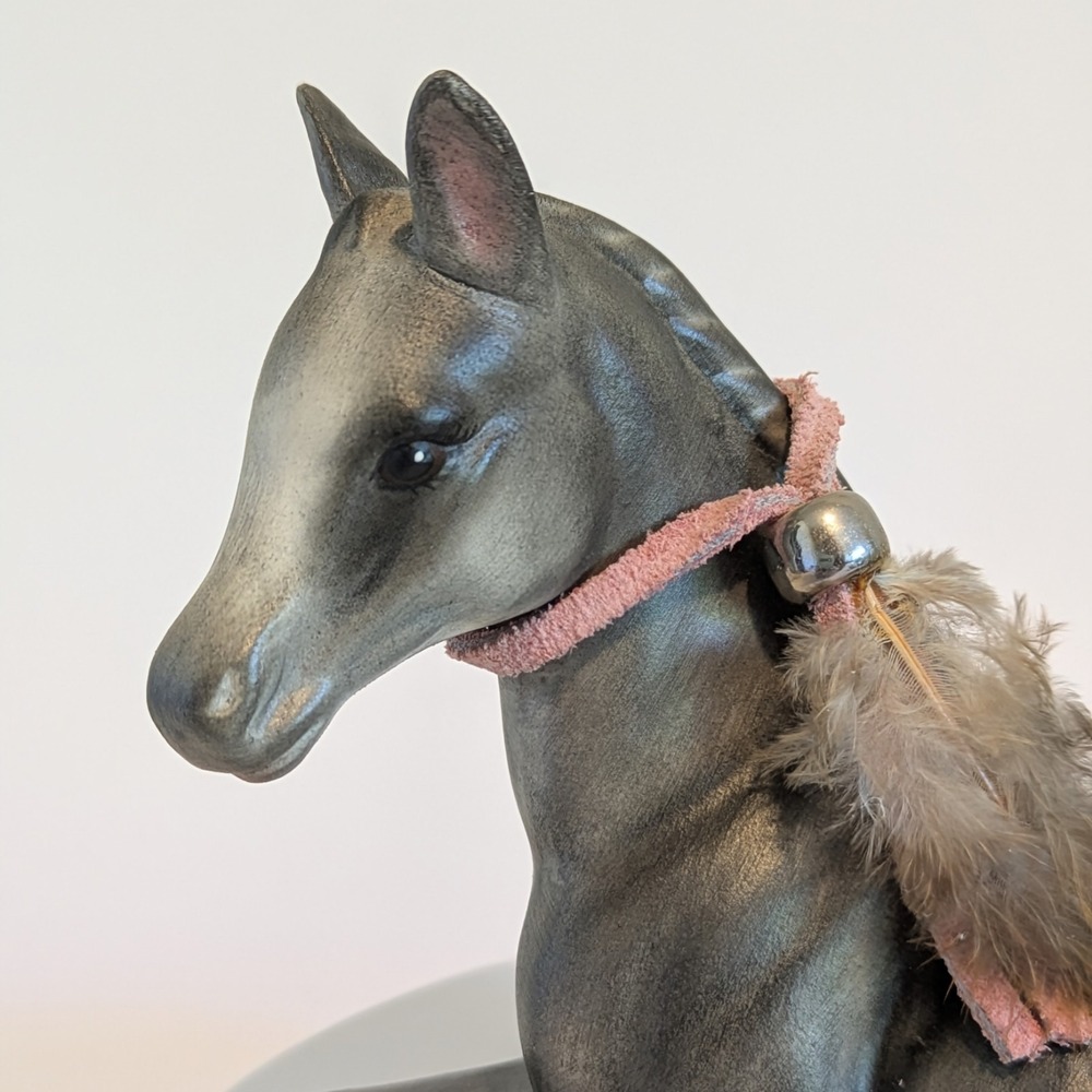 Ceramic Laying Down Horse Foal Dapple Gray 3.5" - Picture 6 of 8
